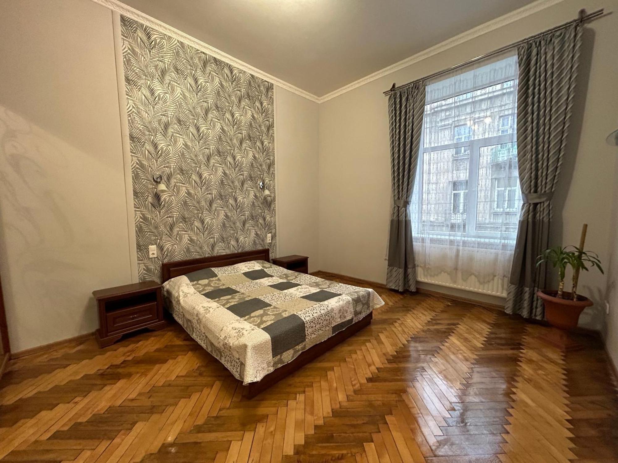 Айстра Apartment Лвив Екстериор снимка